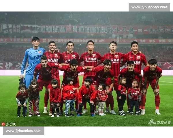 广州恒大战上海上港争冠旧怨再起谁能在关键对决中笑到最后